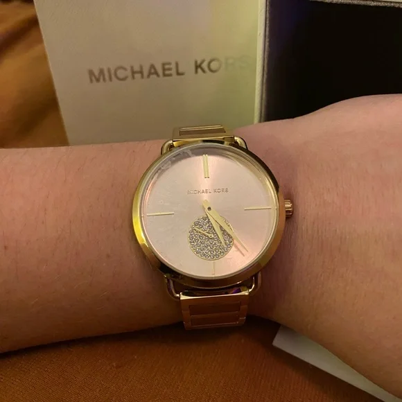 Michael Kors Women's Portia Stainless Steel Bracelet Watch 36mm. *NEVER WORN* - Picture 4 of 11